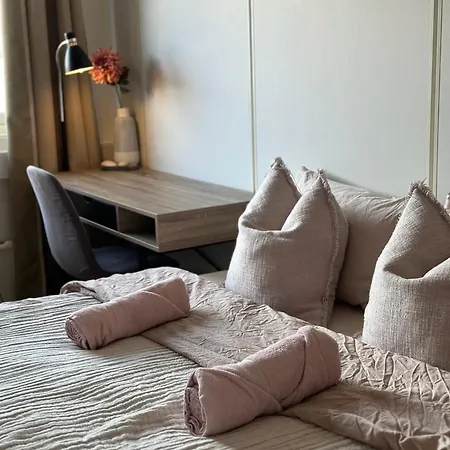 Tjeldoya Slott Affittacamere Hov (Tjeldsund)