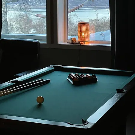 Pensionat Tjeldoya Slott *