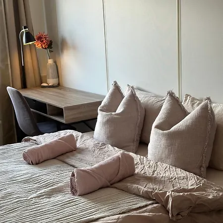 Guest house Tjeldoya Slott *