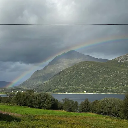 Pensionat Tjeldoya Slott